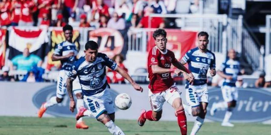 أحمد
      شوبير:
      أشارك
      في
      مفاجأة
      بافتتاح
      كأس
      العالم
      للأندية
      بين
      الأهلي
      وإنتر
      ميامي - تكنو بلس