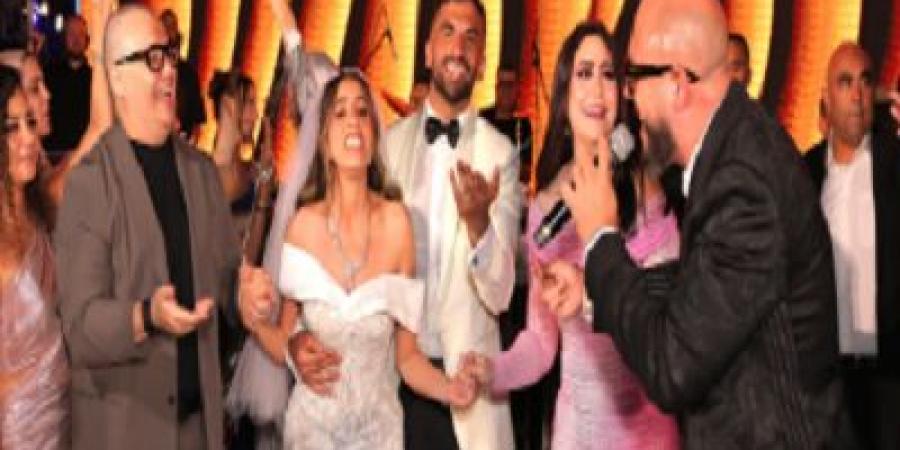 محمود
العسيلي
يتألق
فى
حفل
زفاف
منة
القيعي
ويوسف
حشيش - تكنو بلس