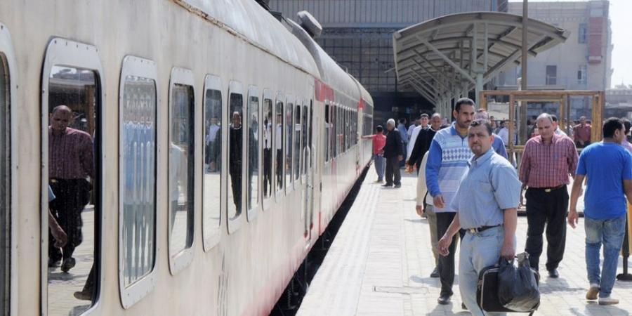 تعرف على جداول مواعيد قطارات خط القاهرة السد العالى - تكنو بلس