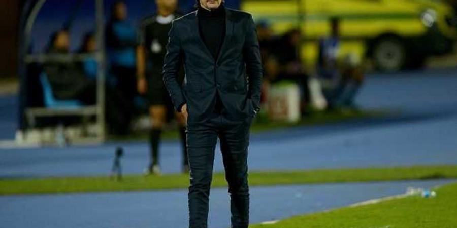 الكويت
يجدد
عقد
مدرب
الزمالك
الأسبق
بعد
تحقيقه
الثلاثية - تكنو بلس
